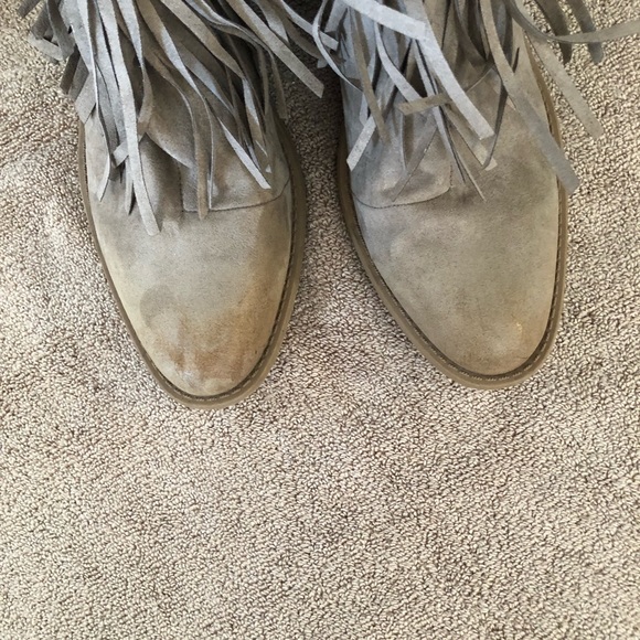 Short tan fringe boots. Size 11. Used in good condition. - Picture 5 of 5